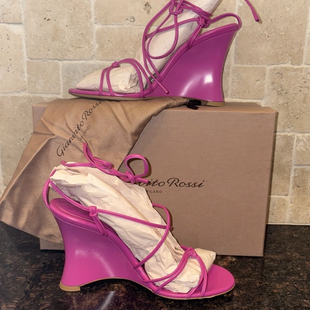 Gianvito Rossi Wedge with Suede Lace-up/Dust Bag 8.5 NWT $675